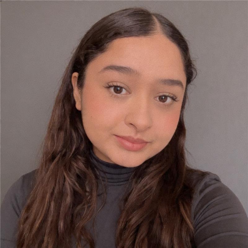 Ivette Flores